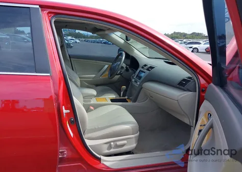 2007 Toyota Camry Xle V6 z USA, uszkodzony, nr VIN 4T1BK46K07U001960